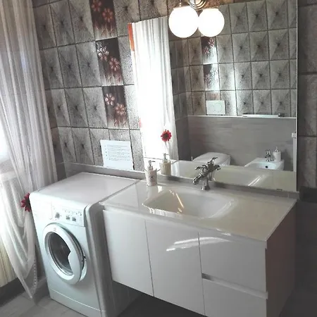 Miriana House Apartment *
